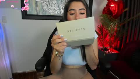 Charlote online show from February 18, 2025, 3:32 pm