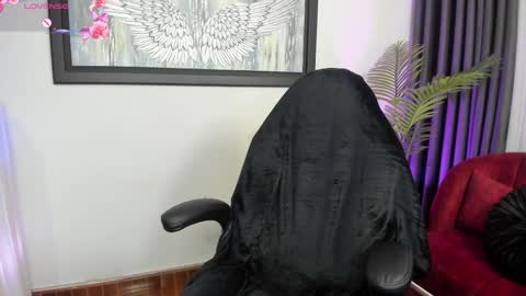 Charlote online show from February 21, 2025, 2:59 pm