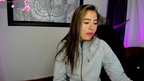 Charlote online show from September 13, 2025, 11:37 pm