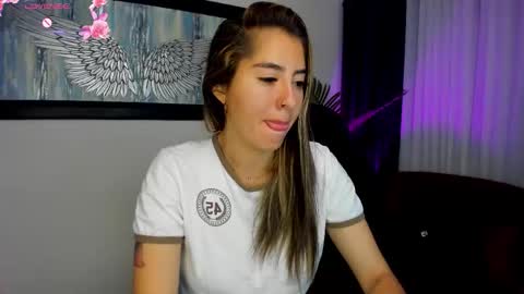 Charlote online show from October 10, 2025, 11:42 am