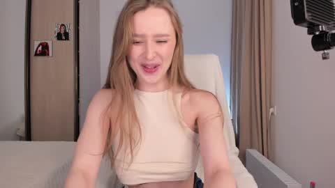 CharlottaWells online show from January 17, 2026, 2:11 pm