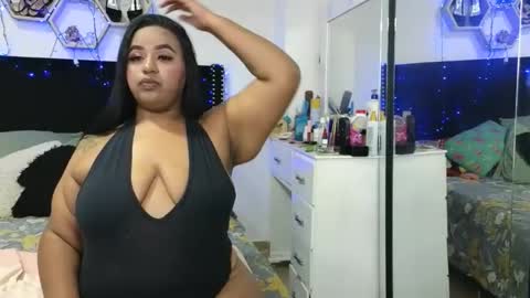 charlotte_027 online show from April 23, 2026, 4:03 am