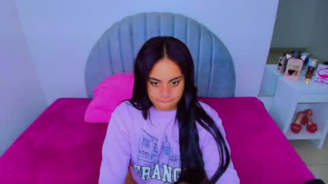 charlotte online show from September 10, 2025, 4:34 am