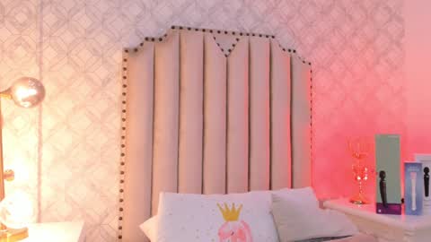   Charlotte  online show from December 26, 2024, 7:38 pm