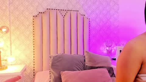   Charlotte  online show from December 30, 2024, 7:11 pm