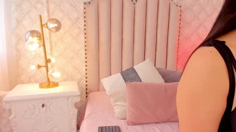   Charlotte  online show from January 7, 2025, 7:28 pm