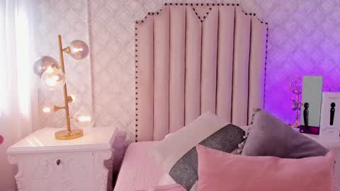   Charlotte  online show from January 10, 2025, 7:54 pm