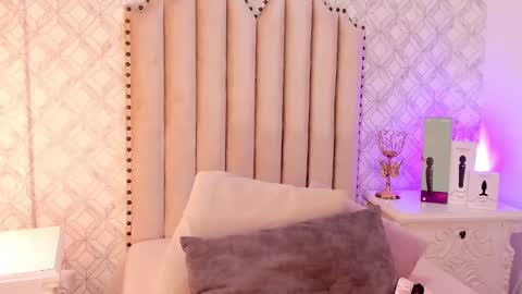   Charlotte  online show from February 16, 2025, 12:10 pm