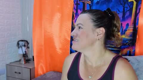 charlotte online show from October 10, 2025, 11:09 am