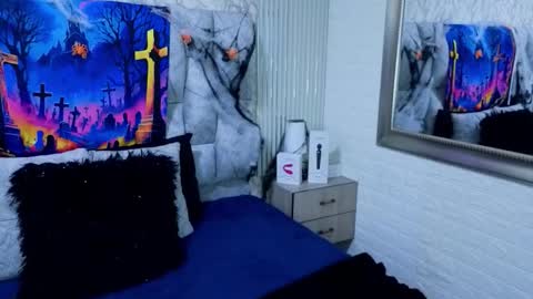 charlotte online show from October 30, 2025, 11:44 am