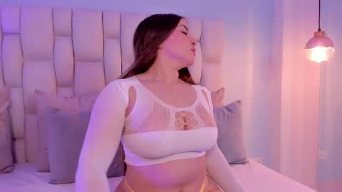 Charlotte online show from October 16, 2025, 5:47 pm