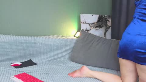 Charlotte online show from September 12, 2025, 4:12 am