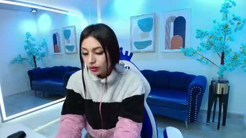 Charlotte online show from September 28, 2025, 3:23 am