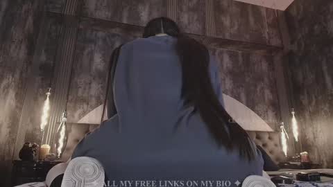 Charlotte online show from February 12, 2025, 7:24 pm