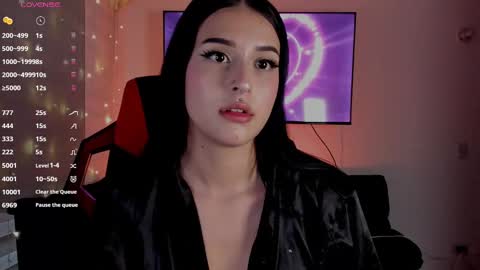 Charlotte  online show from September 8, 2025, 10:53 pm