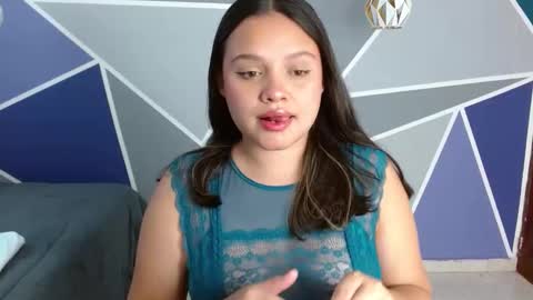 Charlotte  online show from November 9, 2025, 5:55 pm