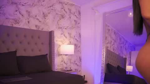 Charlotte online show from October 13, 2025, 3:28 am