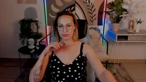 Snapshot of charlotte_hudson chatting on July 22, 2026, 11:02 am Charlotte online show from July 22, 2026, 11:02 am
