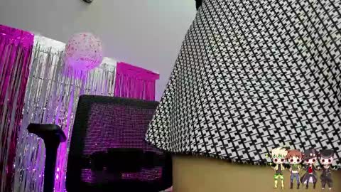 Charlie  online show from February 19, 2025, 12:33 pm