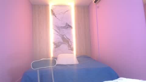 CHARLOTTE online show from January 21, 2025, 2:48 pm