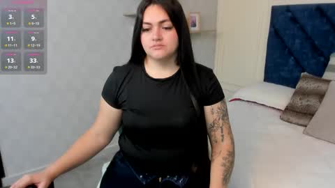 Charlotte Mayers online show from November 25, 2025, 11:21 am