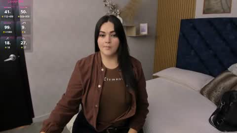 Snapshot of charlotte_mayers chatting on June 17, 2026, 11:23 am Charlotte Mayers online show from June 17, 2026, 11:23 am
