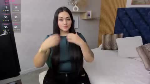 Snapshot of charlotte_mayers chatting on June 25, 2026, 11:26 am Charlotte Mayers online show from June 25, 2026, 11:26 am
