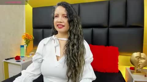 Snapshot of charlotte_monnroe chatting on July 30, 2026, 1:21 pm charlotte_monnroe online show from July 30, 2026, 1:21 pm