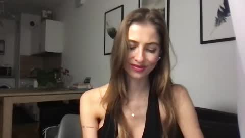 Charlotte Roche online show from January 16, 2025, 6:27 pm