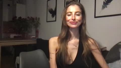 Charlotte Roche online show from February 19, 2025, 6:32 pm