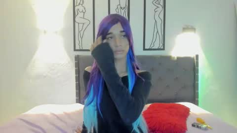 charlotte skiinny online show from December 3, 2025, 4:49 pm