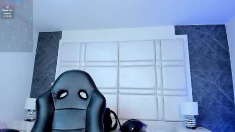 Snapshot of charlotte_whitee1 chatting on April 29, 2026, 11:36 am Charlotte Everyday From 0700 to 1300 Col Time online show from April 29, 2026, 11:36 am