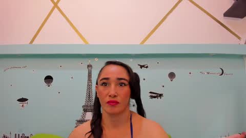 Charlotte  online show from January 19, 2025, 12:50 pm