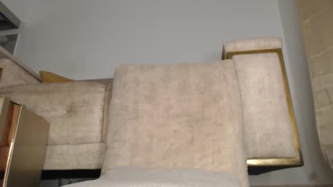 charlottehorny1 online show from December 22, 2024, 7:00 am