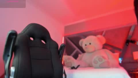 Charlotte online show from February 12, 2026, 4:51 am