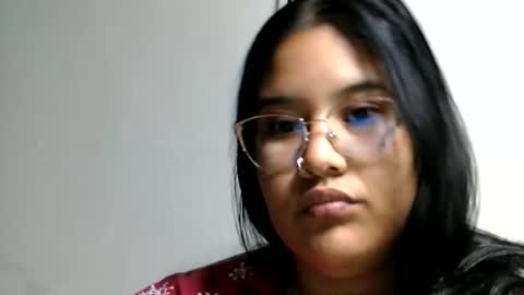 charlottequeen_21 online show from March 31, 2026, 12:16 pm