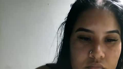 charlottequeen_21 online show from April 13, 2026, 6:24 pm