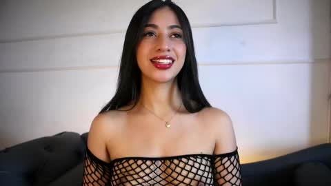 Lauren Rus online show from June 2, 2026, 12:40 pm