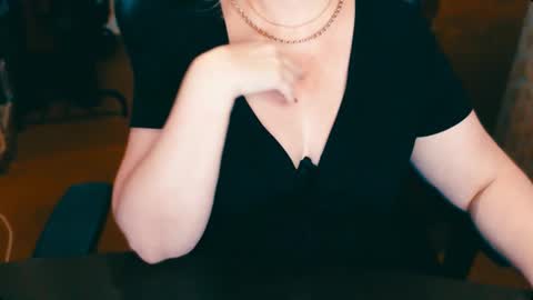 CharlotteXTasty online show from December 27, 2024, 6:53 pm