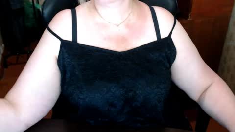 CharlotteXTasty online show from June 24, 2026, 12:04 pm