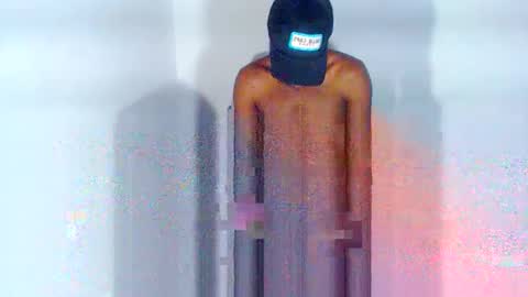 charly_vergonti_ online show from February 2, 2025, 8:46 am