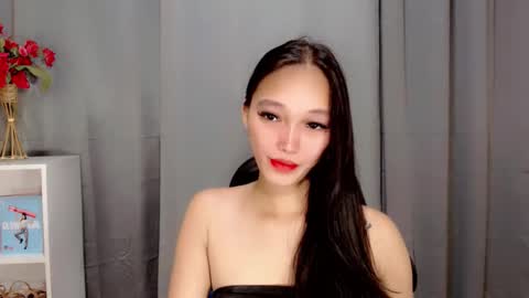 Snapshot of charm_fuckdoll8 chatting on May 13, 2026, 11:00 pm charm_fuckdoll8 online show from May 13, 2026, 11:00 pm