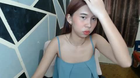 Charm online show from November 6, 2025, 5:52 am