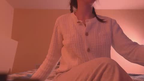 katie online show from November 22, 2025, 10:25 am