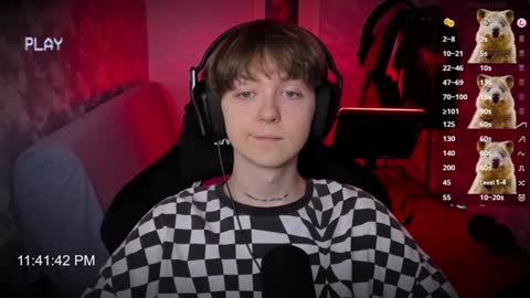 Snapshot of charonbaby1 chatting on January 19, 2025, 8:41 pm lynxy online show from January 19, 2025, 8:41 pm