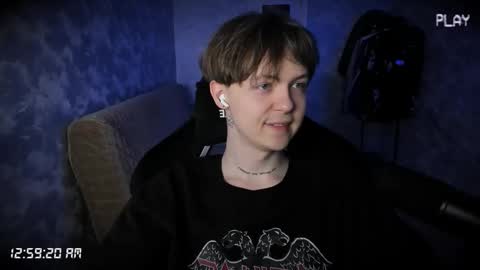 Snapshot of charonbaby1 chatting on September 10, 2025, 9:59 pm lynxy online show from September 10, 2025, 9:59 pm