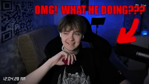 Snapshot of charonbaby1 chatting on November 5, 2025, 9:04 pm lynxy online show from November 5, 2025, 9:04 pm