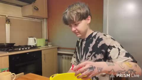 Snapshot of charonbaby1 chatting on November 8, 2025, 6:29 pm lynxy online show from November 8, 2025, 6:29 pm