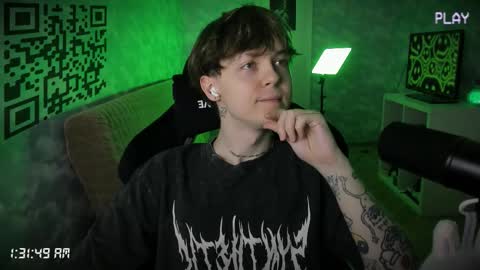 Snapshot of charonbaby1 chatting on November 20, 2025, 10:31 pm lynxy online show from November 20, 2025, 10:31 pm