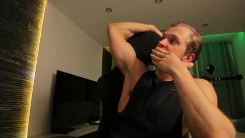 Chase Reed online show from November 20, 2025, 9:03 pm